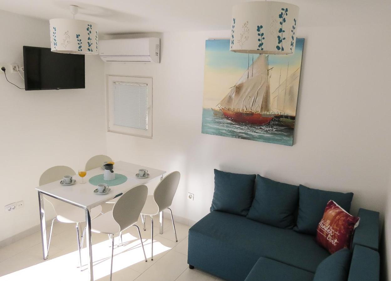Bungalow Vice With Pool Pakoštane Dış mekan fotoğraf