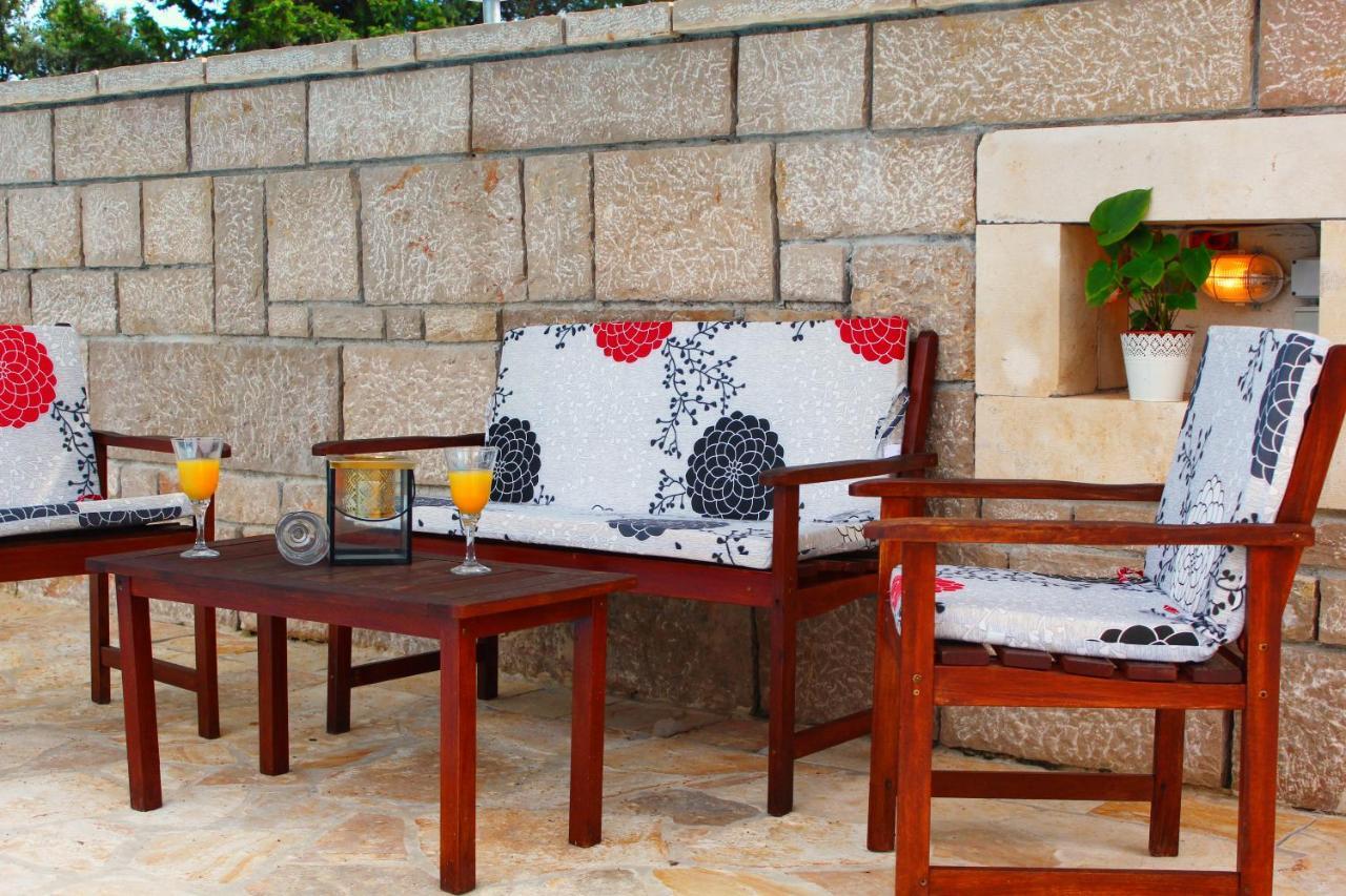 Bungalow Vice With Pool Pakoštane Dış mekan fotoğraf