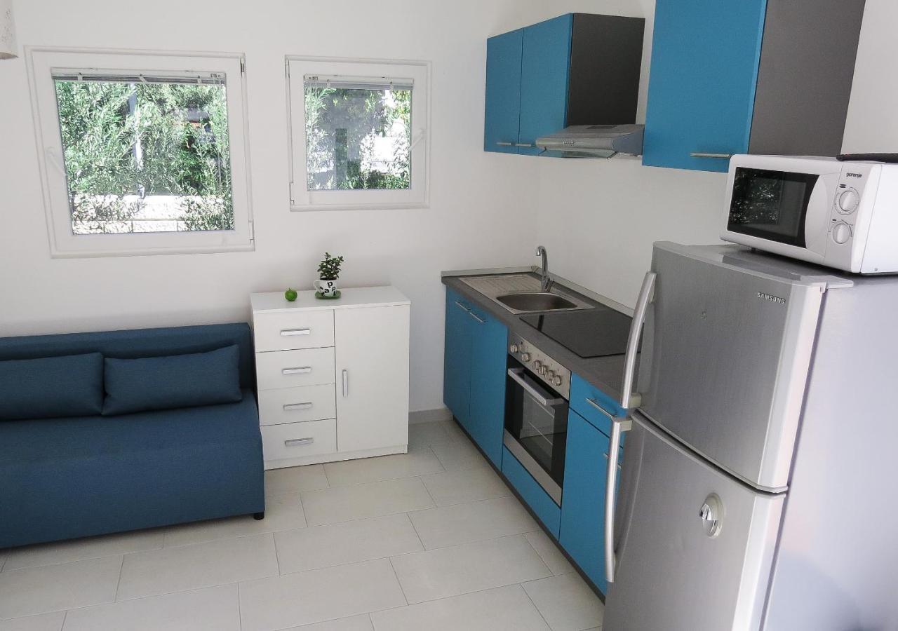 Bungalow Vice With Pool Pakoštane Dış mekan fotoğraf