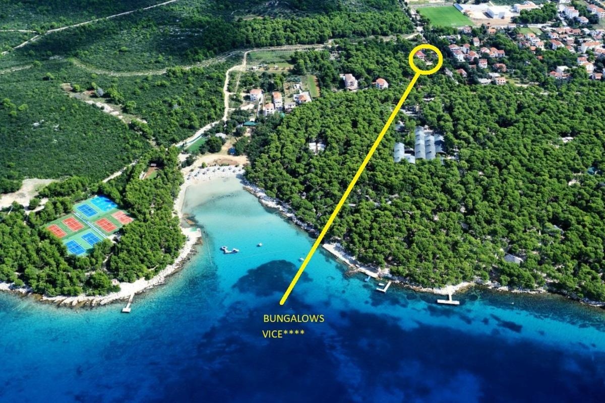 Bungalow Vice With Pool Pakoštane Dış mekan fotoğraf